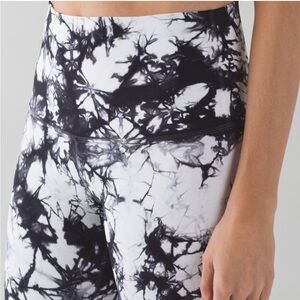 Lululemon Wunder Under Pant (Hi-Rise) Shabori White Black